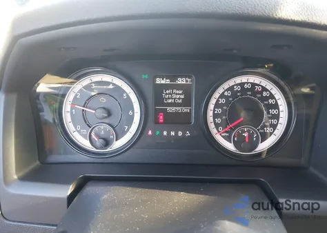 2022 Ram 1500 Classic Tradesman 4X2 6'4 Box из США, поврежденный, VIN 1C6RR6FG2NS139229